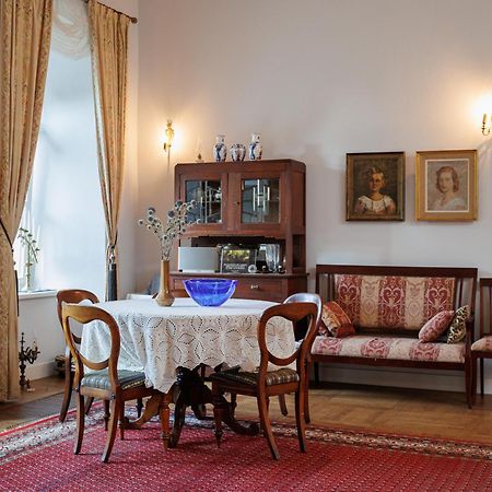 Zamosc Dwor Udrycze Apartment Екстериор снимка