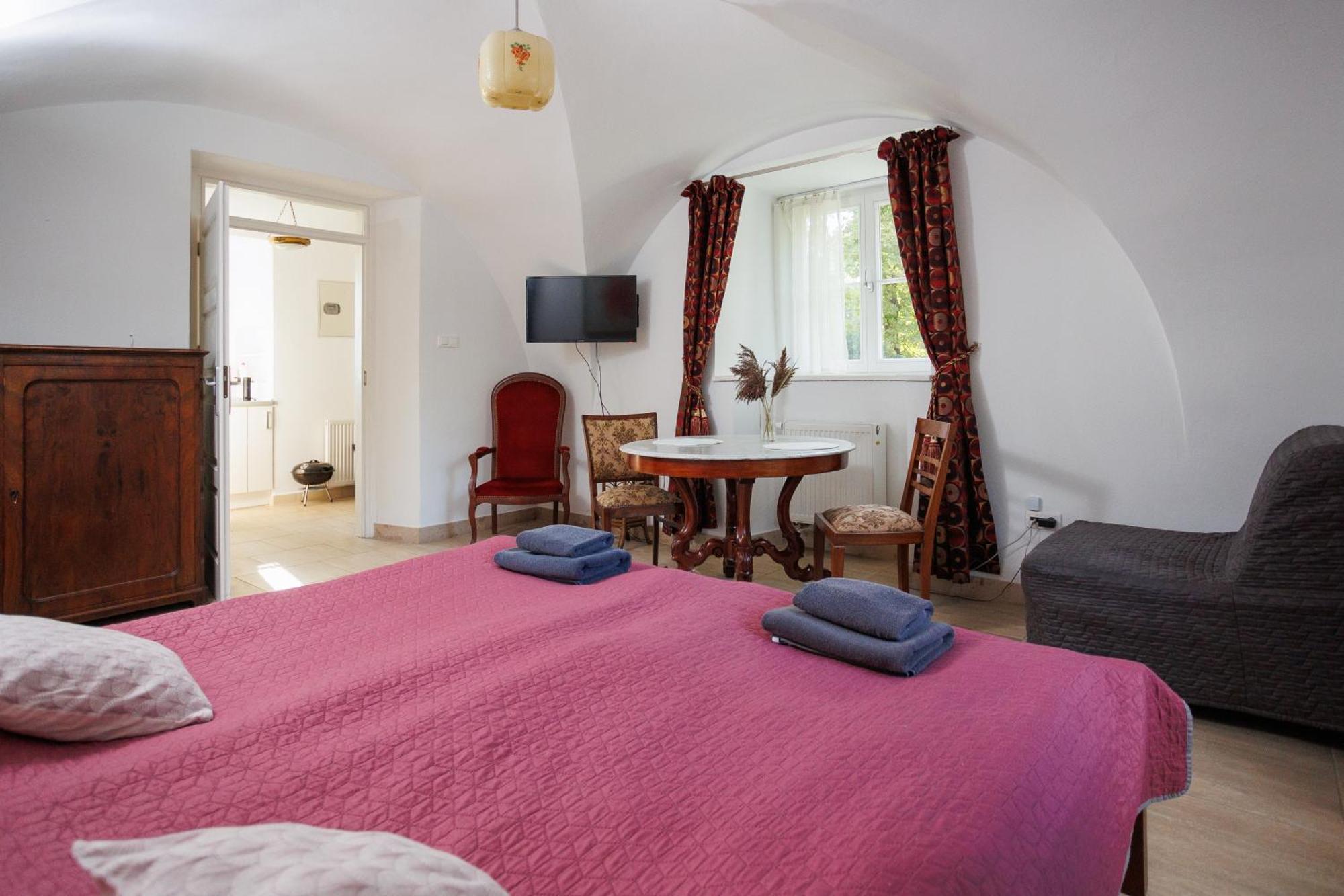 Zamosc Dwor Udrycze Apartment Екстериор снимка