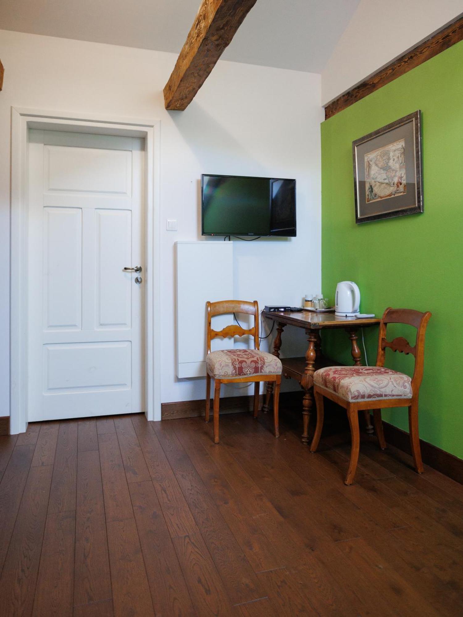 Zamosc Dwor Udrycze Apartment Екстериор снимка